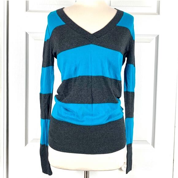 PAC Sun Chunky Stripe V-neck Knit Pullover Sweater - Picture 6 of 13